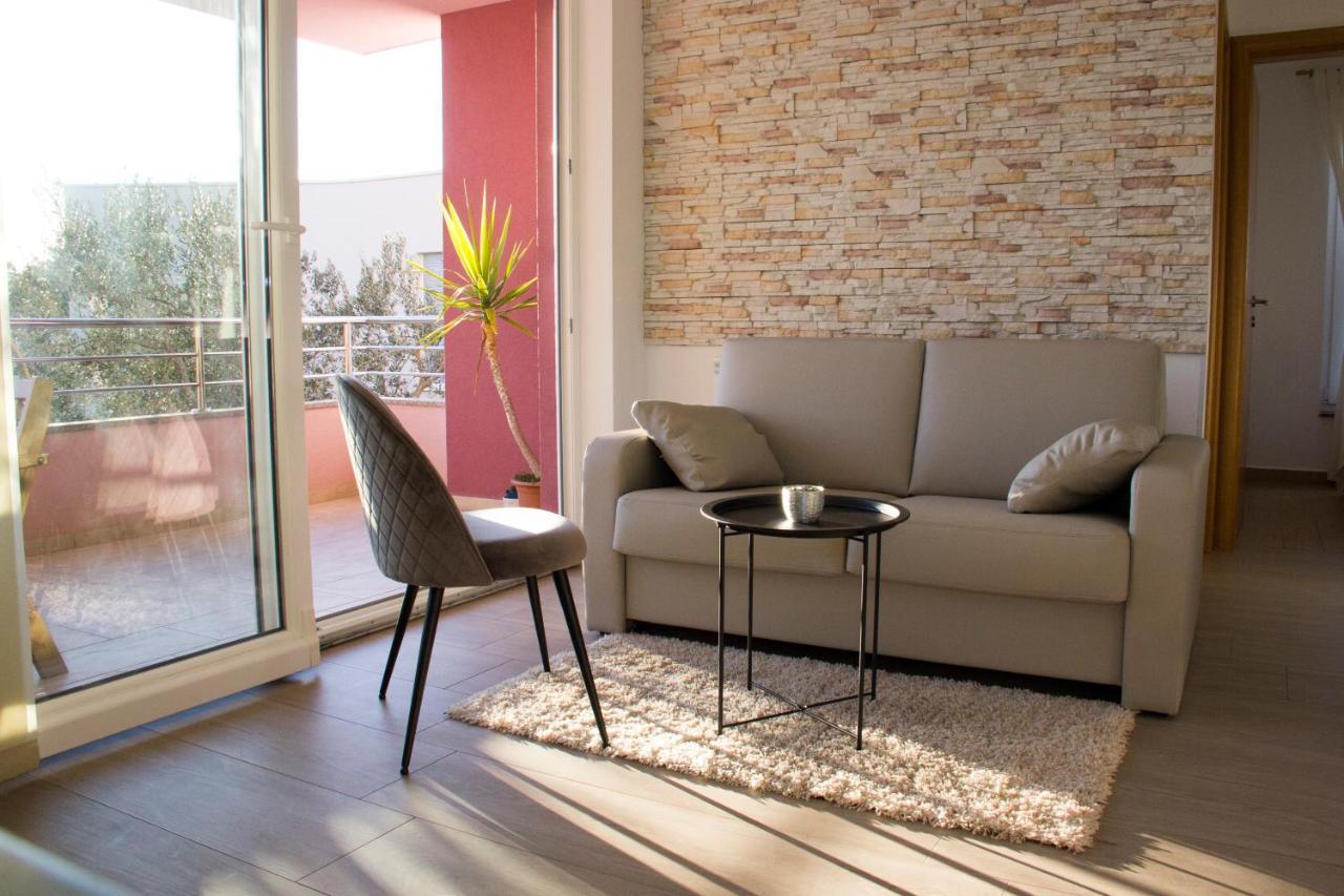 Apartments Karla Bibinje Εξωτερικό φωτογραφία