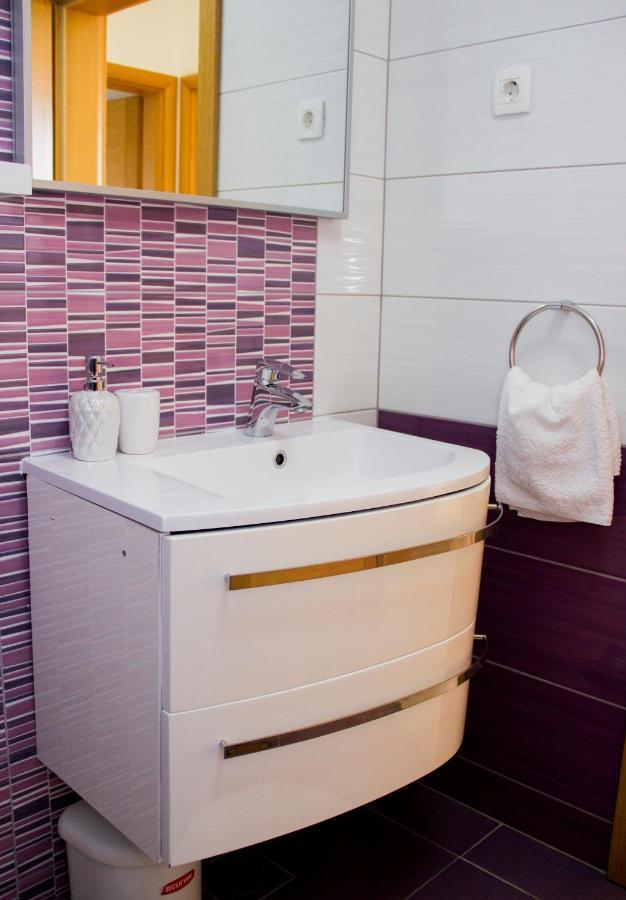 Apartments Karla Bibinje Εξωτερικό φωτογραφία