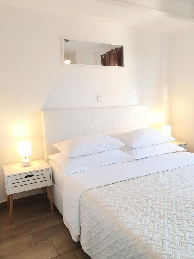 Apartments Karla Bibinje Εξωτερικό φωτογραφία