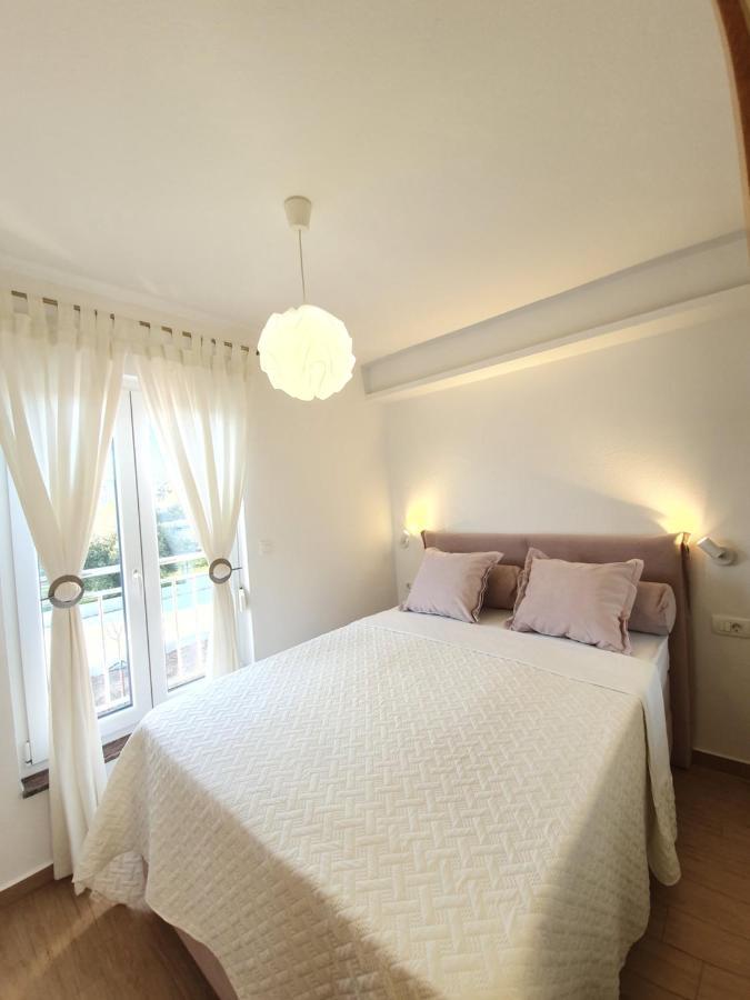 Apartments Karla Bibinje Εξωτερικό φωτογραφία