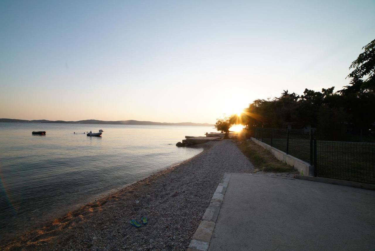 Apartments Karla Bibinje Εξωτερικό φωτογραφία