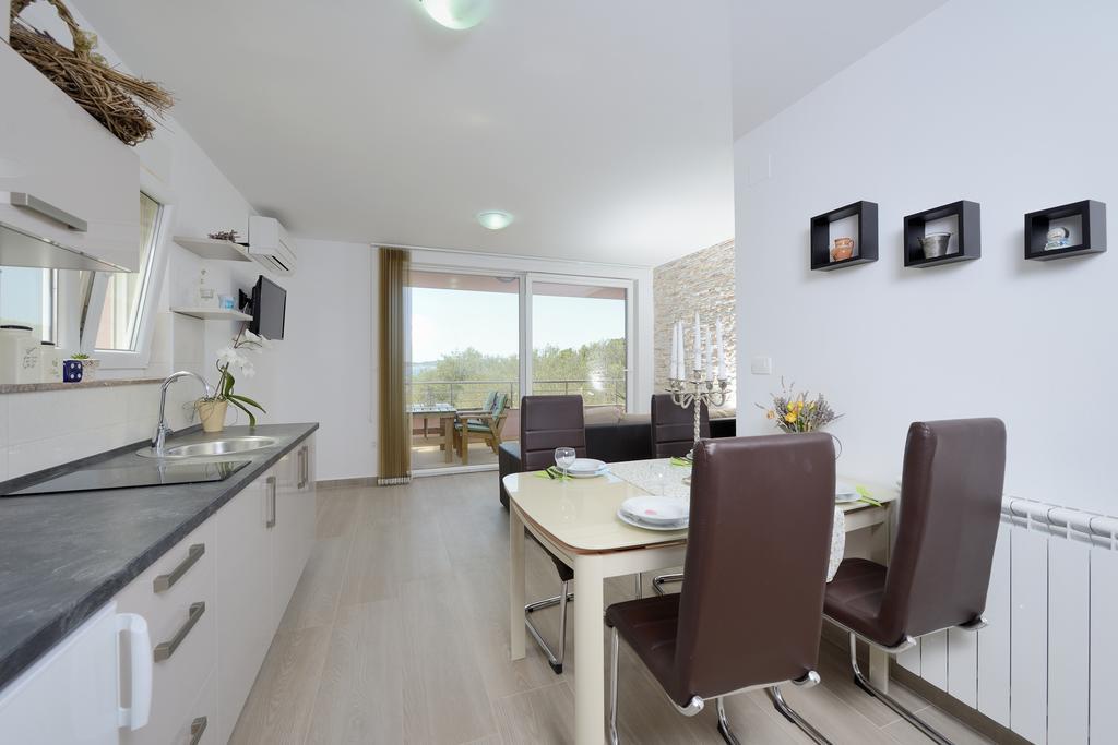 Apartments Karla Bibinje Δωμάτιο φωτογραφία